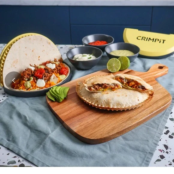 Crimpit Start sealing tortillas for no-mess meals - Picture 4 of 6